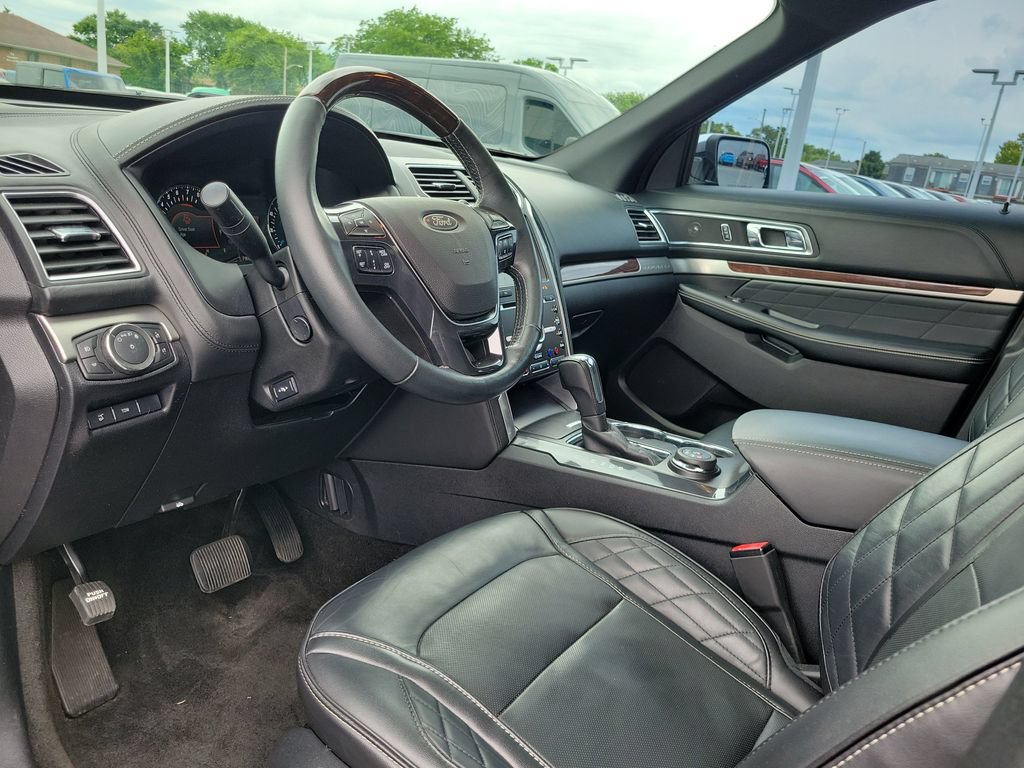 Certified 2017 Ford Explorer Platinum AWD/4WD image 21