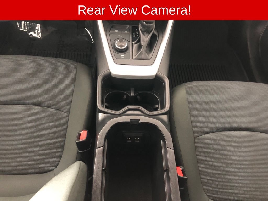 Used 2022 Toyota RAV4 LE AWD/4WD image 9