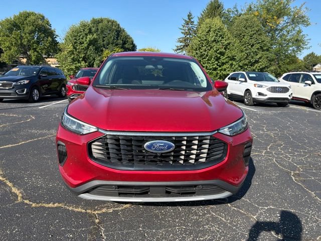Certified 2023 Ford Escape Active w/ Tech Pack #2 AWD/4WD image 3