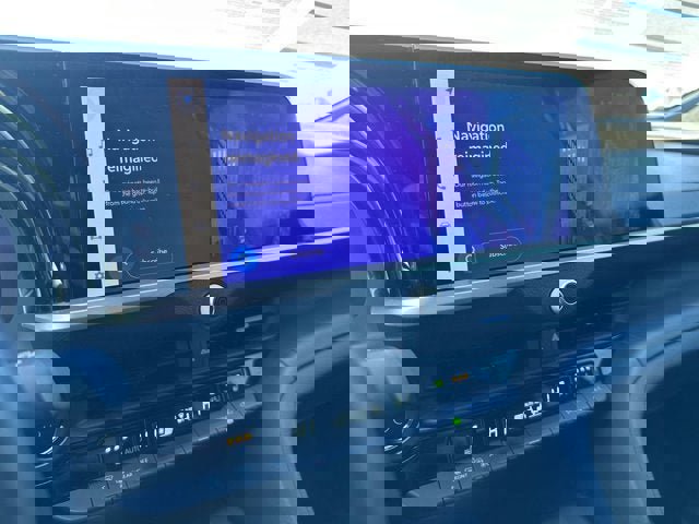 Used 2023 Toyota Crown Limited image 17