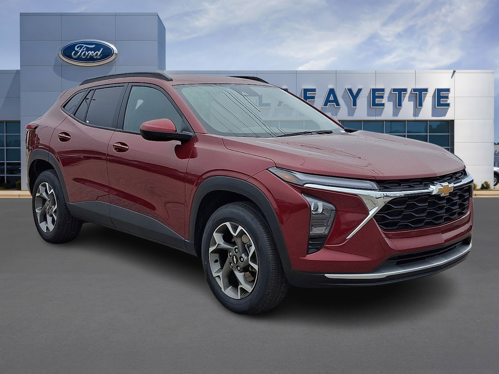 Used 2025 Chevrolet Trax LT