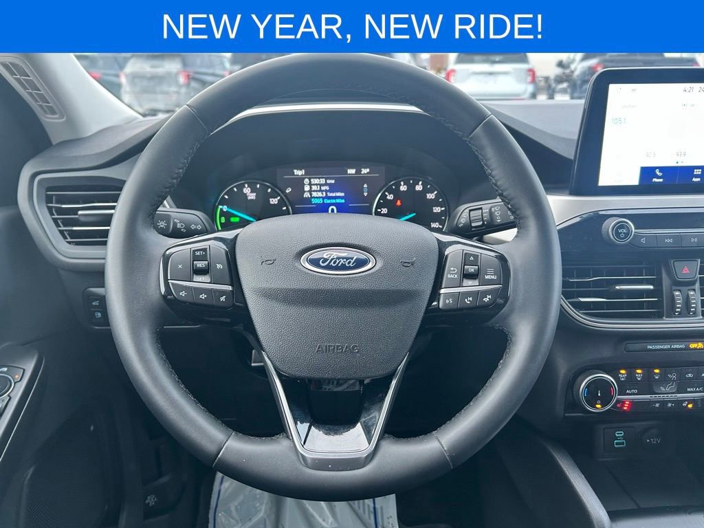 Certified 2022 Ford Escape SEL image 32