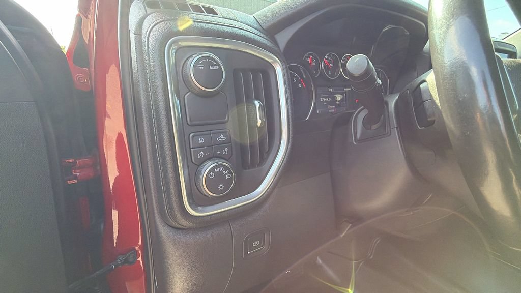 Used 2021 Chevrolet Silverado 1500 RST w/ Bed Protection Package RWD image 16