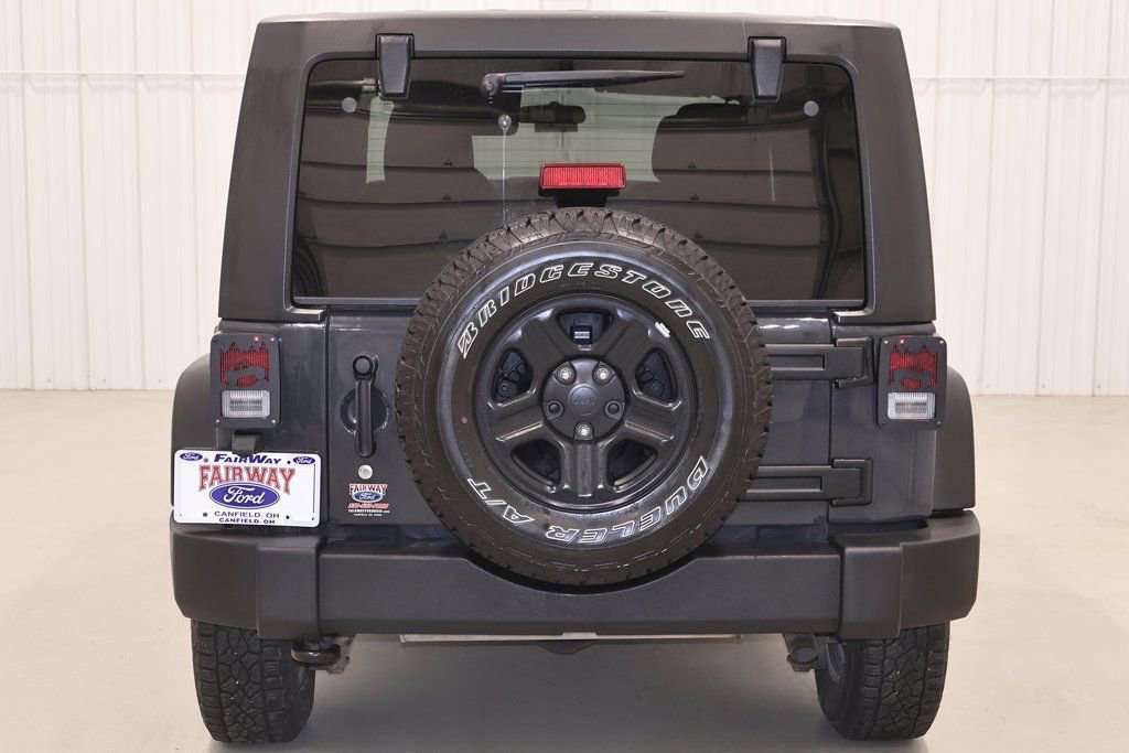 Used 2018 Jeep Wrangler Unlimited Sport image 5