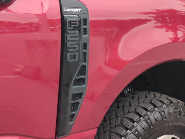 Certified 2026 Ford F250 Lariat w/ Tremor Off-Road Package AWD/4WD image 40