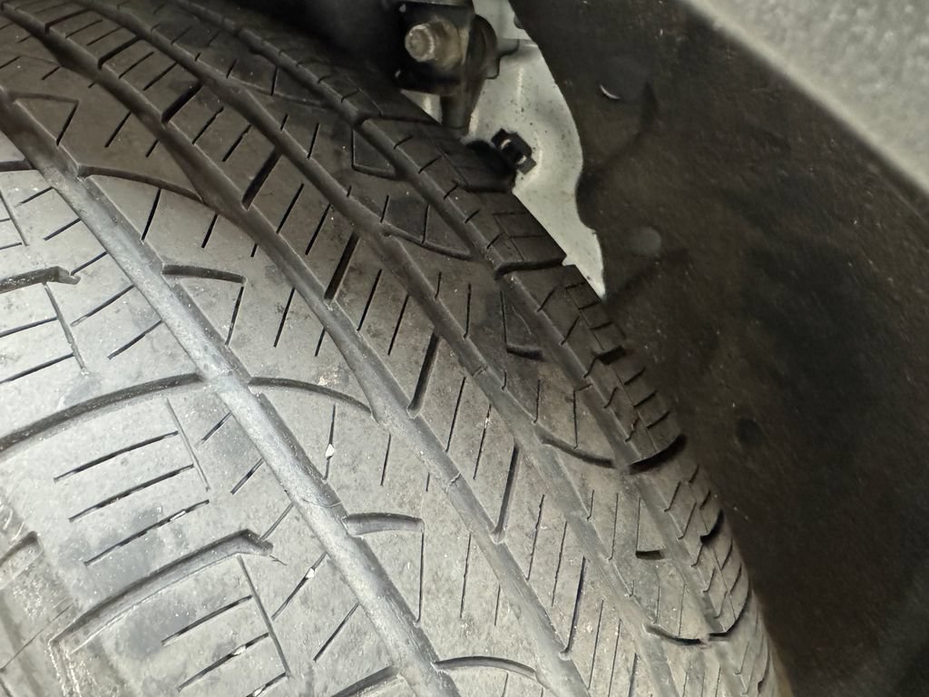 Certified 2020 Ford Escape SEL AWD/4WD image 29