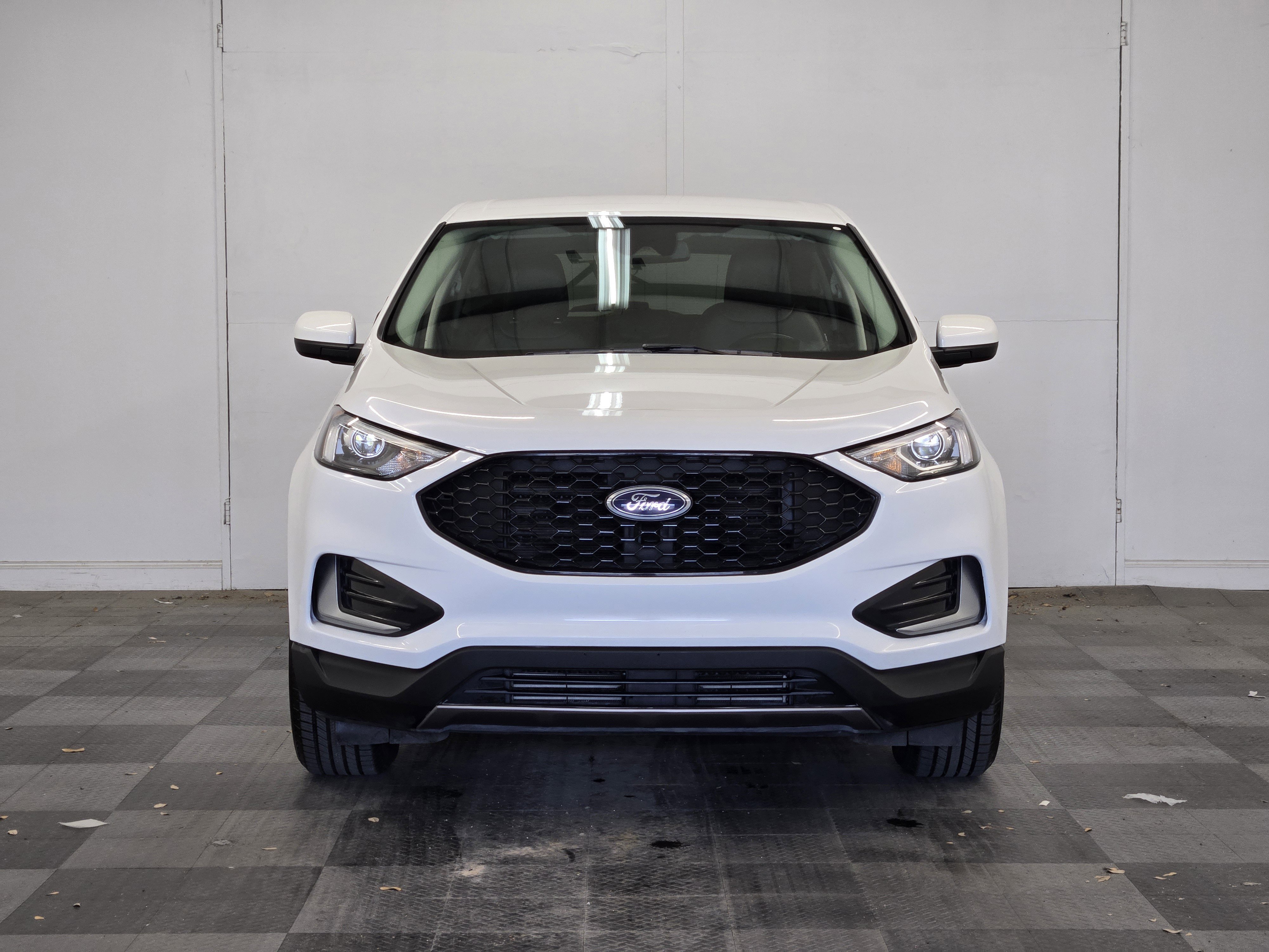 Certified 2023 Ford Edge SEL AWD/4WD image 3