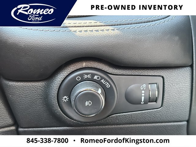 Used 2022 Dodge Durango GT AWD/4WD image 22