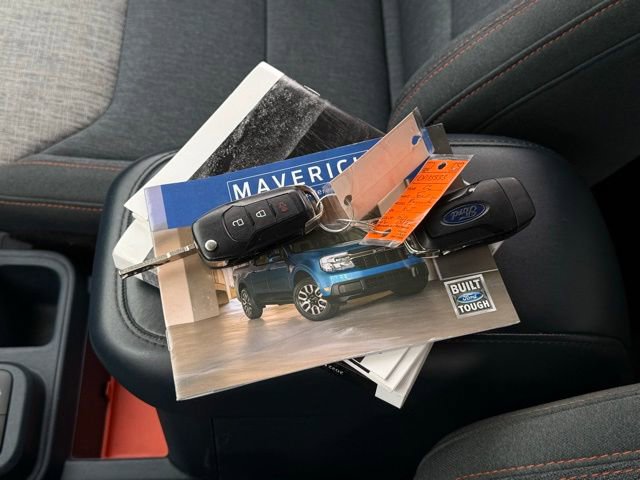 Certified 2022 Ford Maverick XLT image 5