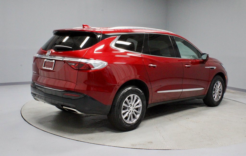 Used 2024 Buick Enclave Premium image 5