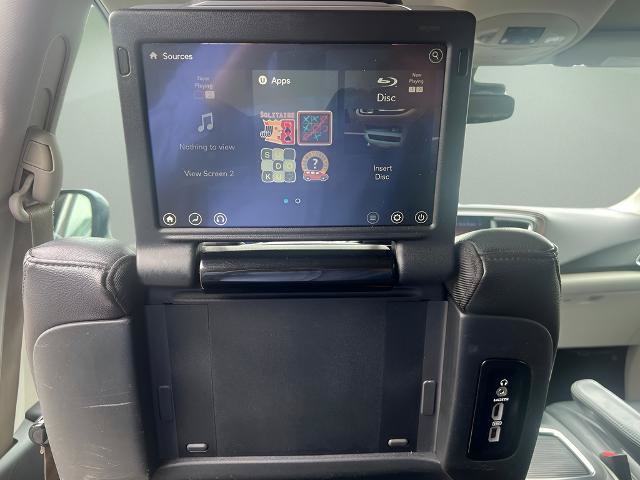 Used 2017 Chrysler Pacifica Touring-L Plus w/ Advanced Safetytec Group FWD image 34