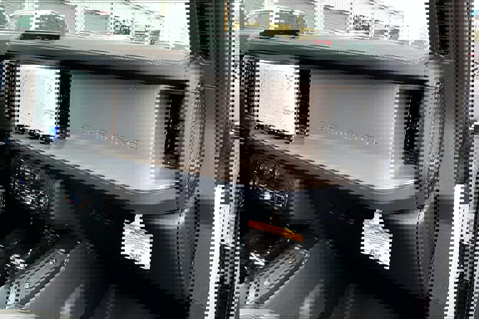 Certified 2025 Ford Bronco Outer Banks image 20