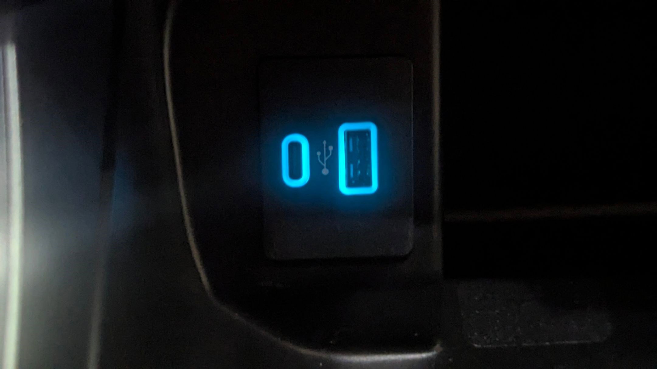 Certified 2022 Ford F150 Lightning Pro w/ Tow Technology Package image 28