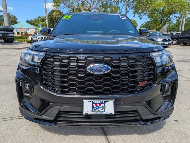 Certified 2025 Ford Explorer ST w/ Sun And Sound Package image 8