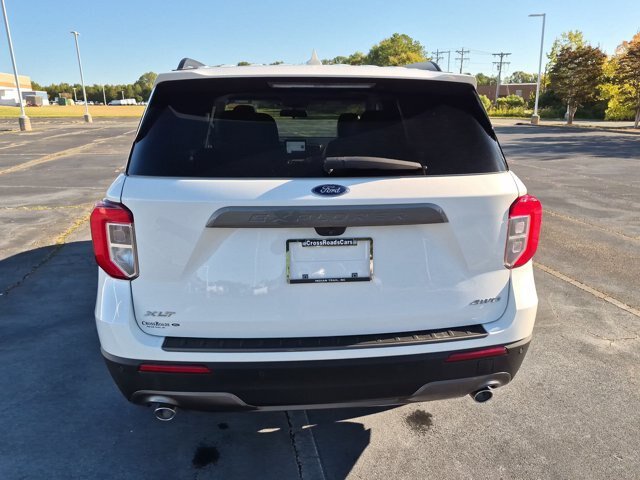 Certified 2023 Ford Explorer XLT w/ Equipment Group 202A AWD/4WD image 5