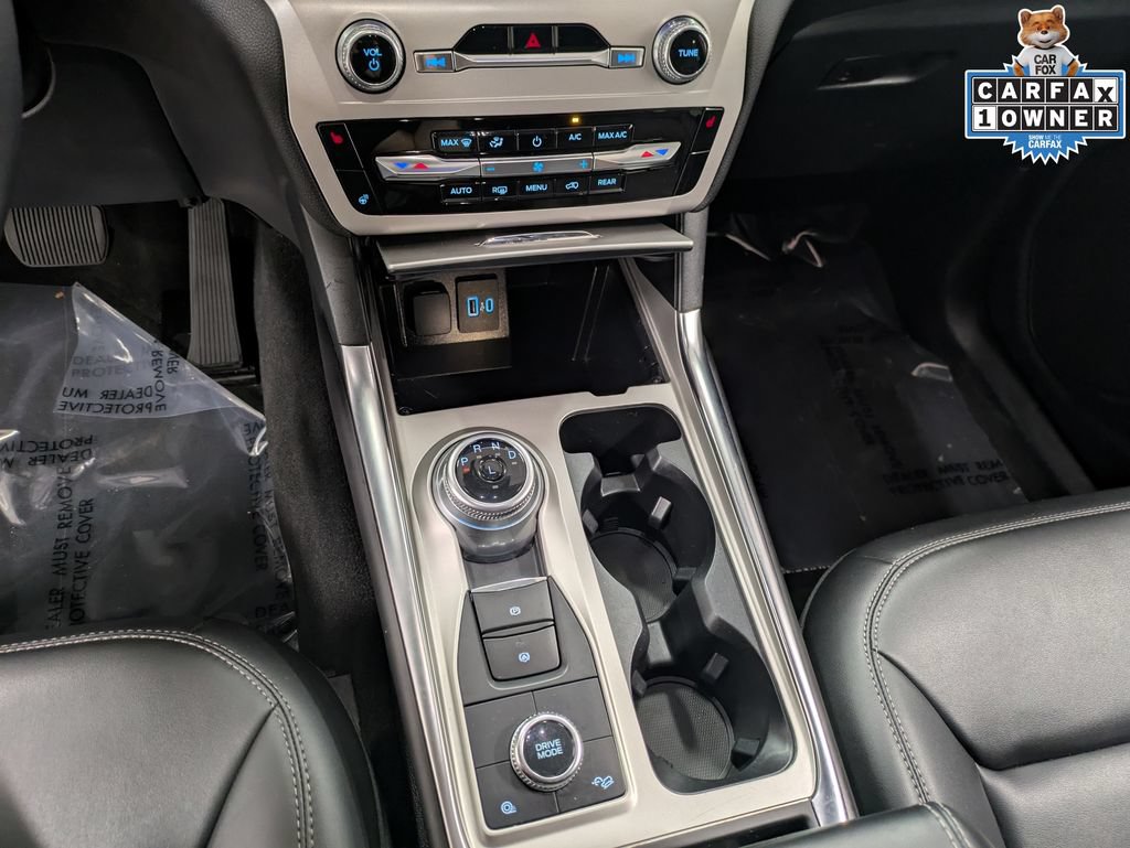 Certified 2023 Ford Explorer XLT w/ Equipment Group 202A AWD/4WD image 19