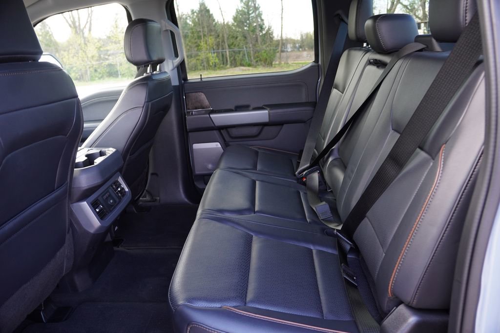 Certified 2025 Ford F350 Lariat w/ Black Appearance Package AWD/4WD image 18