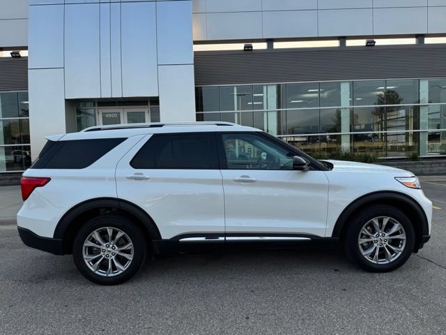 Certified 2024 Ford Explorer Limited w/ Limited Technology Package AWD/4WD image 38