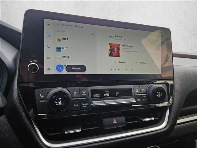 Used 2025 Toyota Grand Highlander FWD image 14