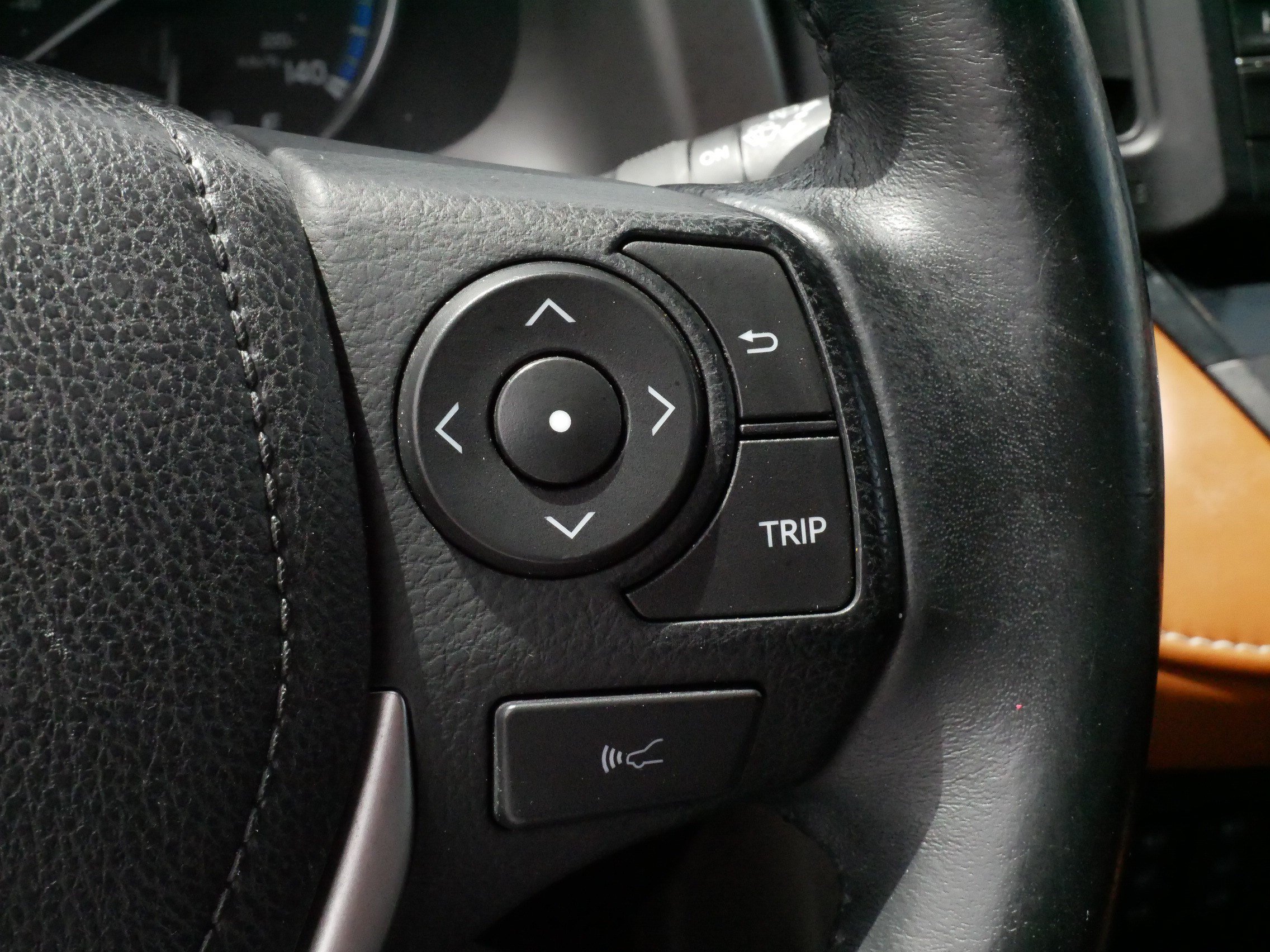 Used 2017 Toyota RAV4 Limited AWD/4WD image 25