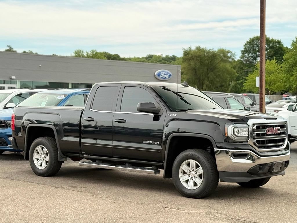 Used 2017 GMC Sierra 1500 SLE AWD/4WD image 23
