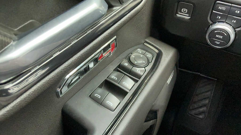 Used 2022 GMC Sierra 1500 AT4 w/ AT4 Premium Package AWD/4WD image 14