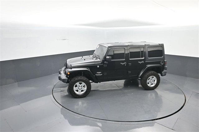 Used 2017 Jeep Wrangler Unlimited Sahara image 20