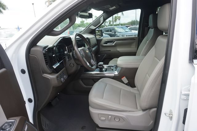 Used 2023 Chevrolet Silverado 1500 LTZ w/ LTZ Convenience Package II AWD/4WD image 25