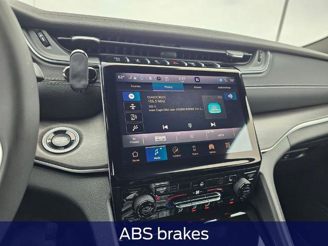 Used 2025 Jeep Grand Cherokee L Limited w/ Trailer Tow Package AWD/4WD image 22