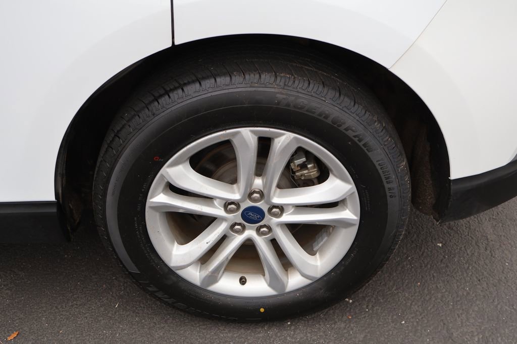 Certified 2020 Ford Edge SEL w/ Convenience Package image 17