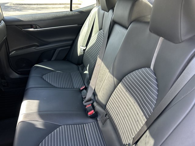 Used 2021 Toyota Camry SE w/ Convenience Package FWD image 22