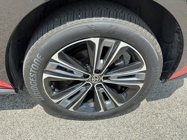 Used 2024 Toyota bZ4X AWD image 7