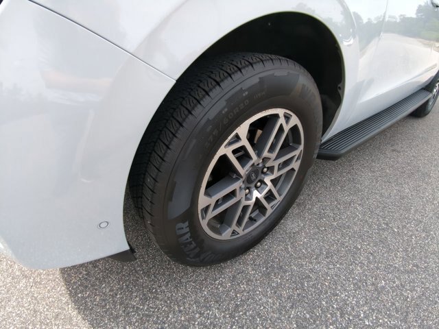 Certified 2025 Ford Expedition Active RWD image 12