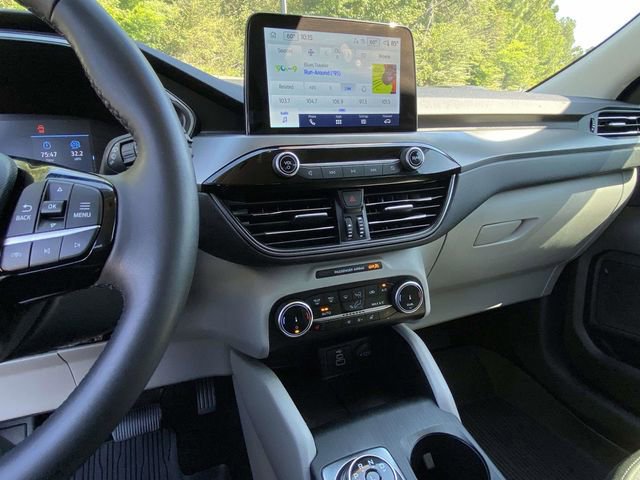 Certified 2024 Ford Escape Active w/ Cold Weather Package FWD image 27