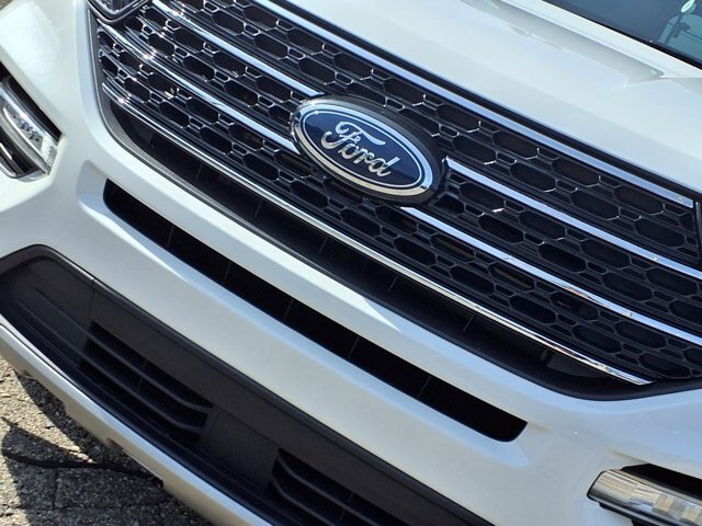Certified 2024 Ford Explorer XLT w/ Equipment Group 202A AWD/4WD image 28