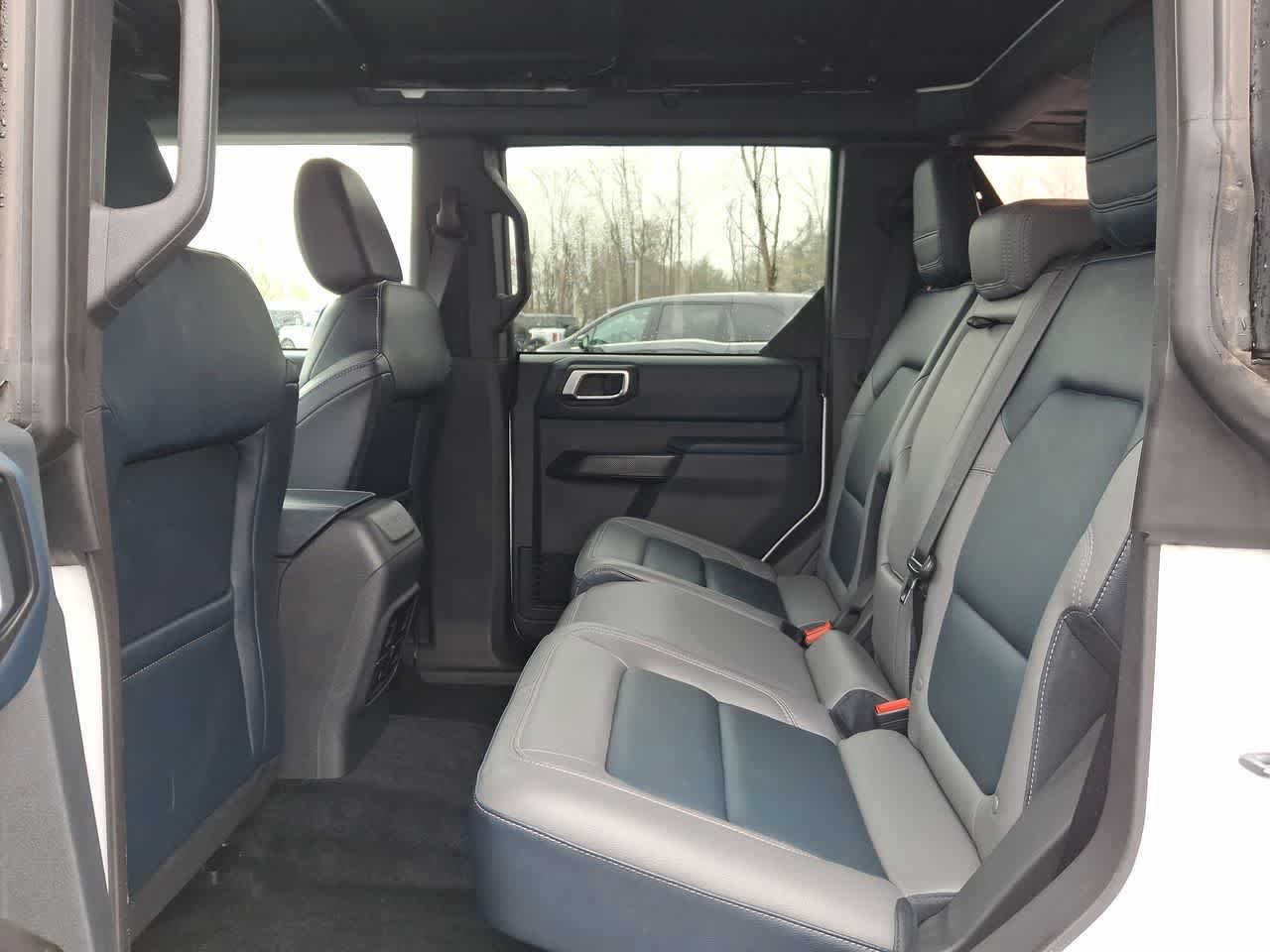 Certified 2024 Ford Bronco Outer Banks AWD/4WD image 26