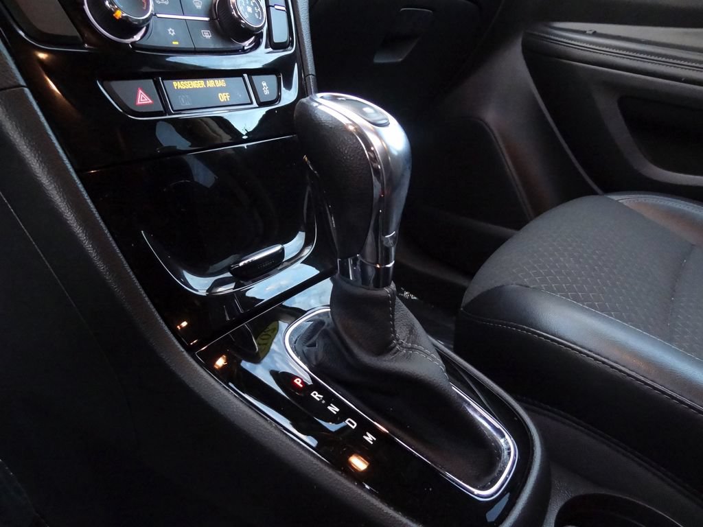 Used 2019 Buick Encore Preferred FWD image 26