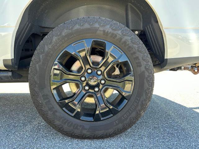 Certified 2023 Ford F150 Platinum w/ Equipment Group 701A High AWD/4WD image 12