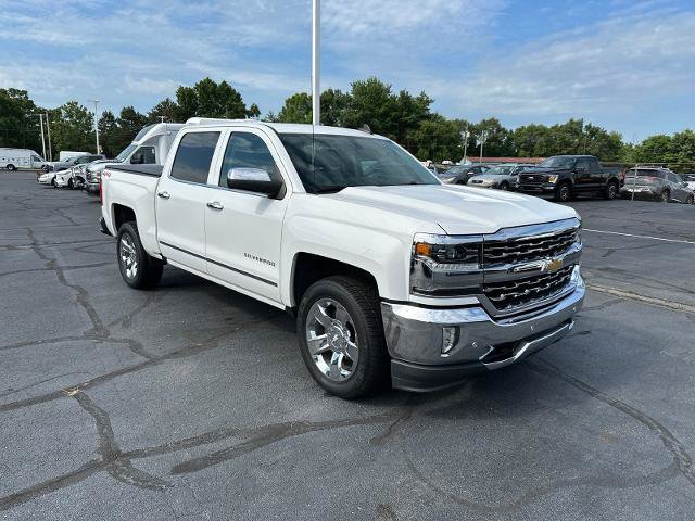 Used 2018 Chevrolet Silverado 1500 LTZ w/ Sport Package AWD/4WD image 12
