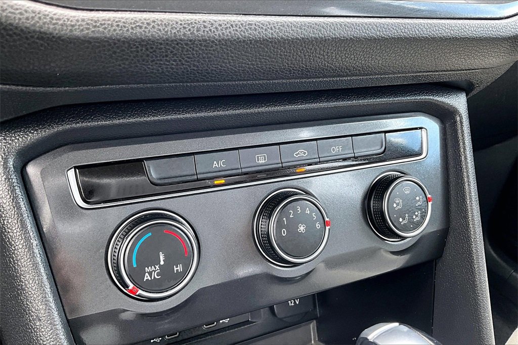 Used 2020 Volkswagen Tiguan S image 26