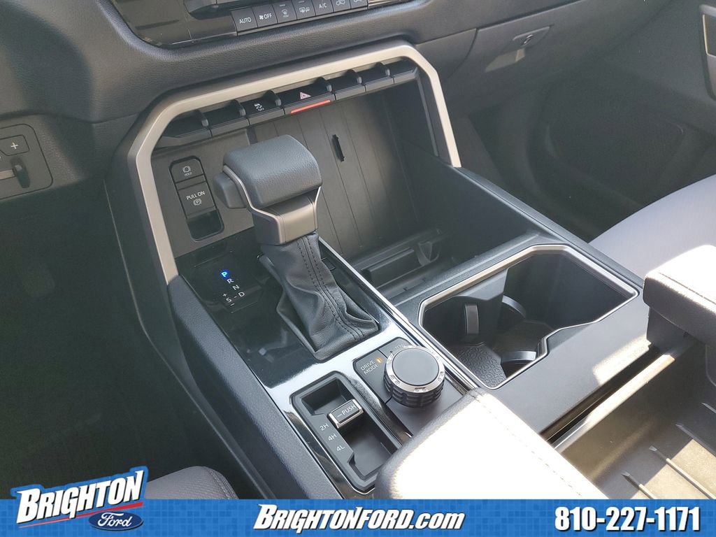 Used 2022 Toyota Tundra SR5 AWD/4WD image 27