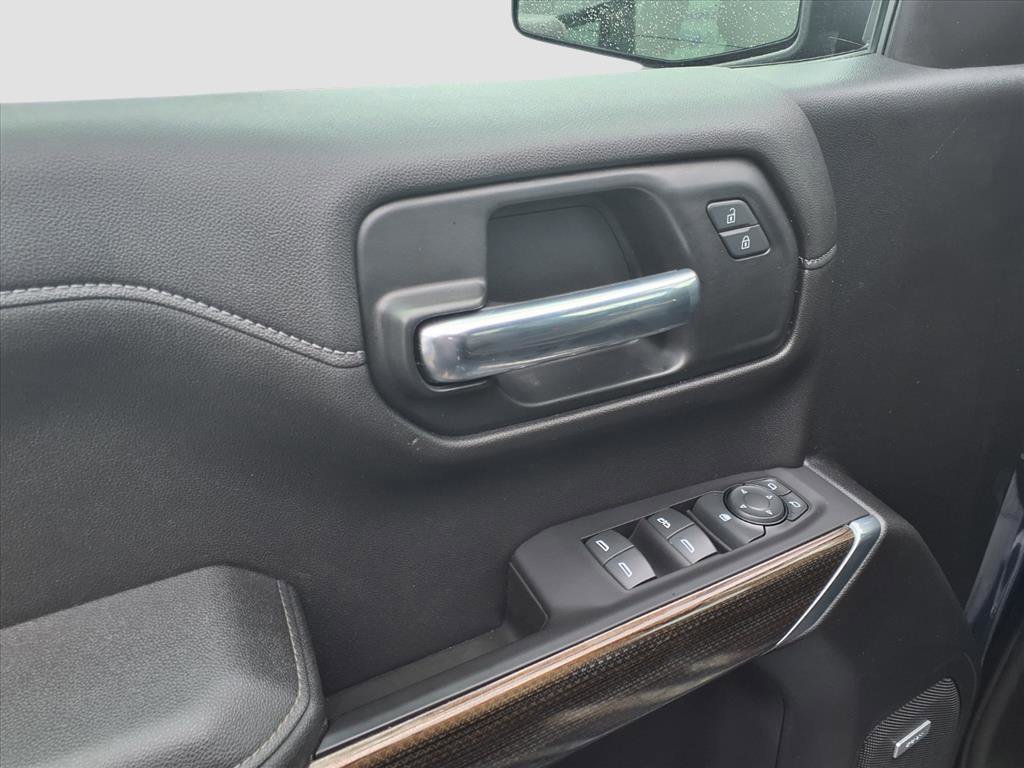 Used 2020 Chevrolet Silverado 1500 LT Trail Boss image 15