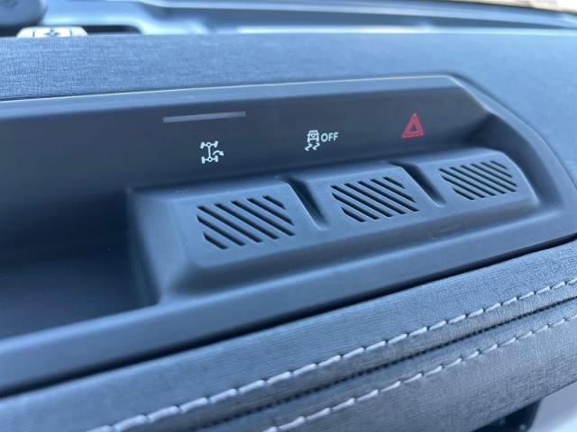 Certified 2025 Ford Bronco Outer Banks AWD/4WD image 20