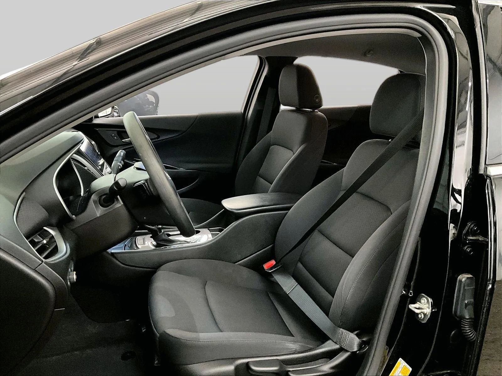 Used 2022 Chevrolet Malibu LS image 24