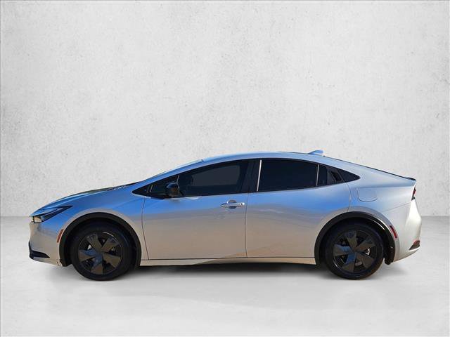 Used 2024 Toyota Prius LE FWD image 9