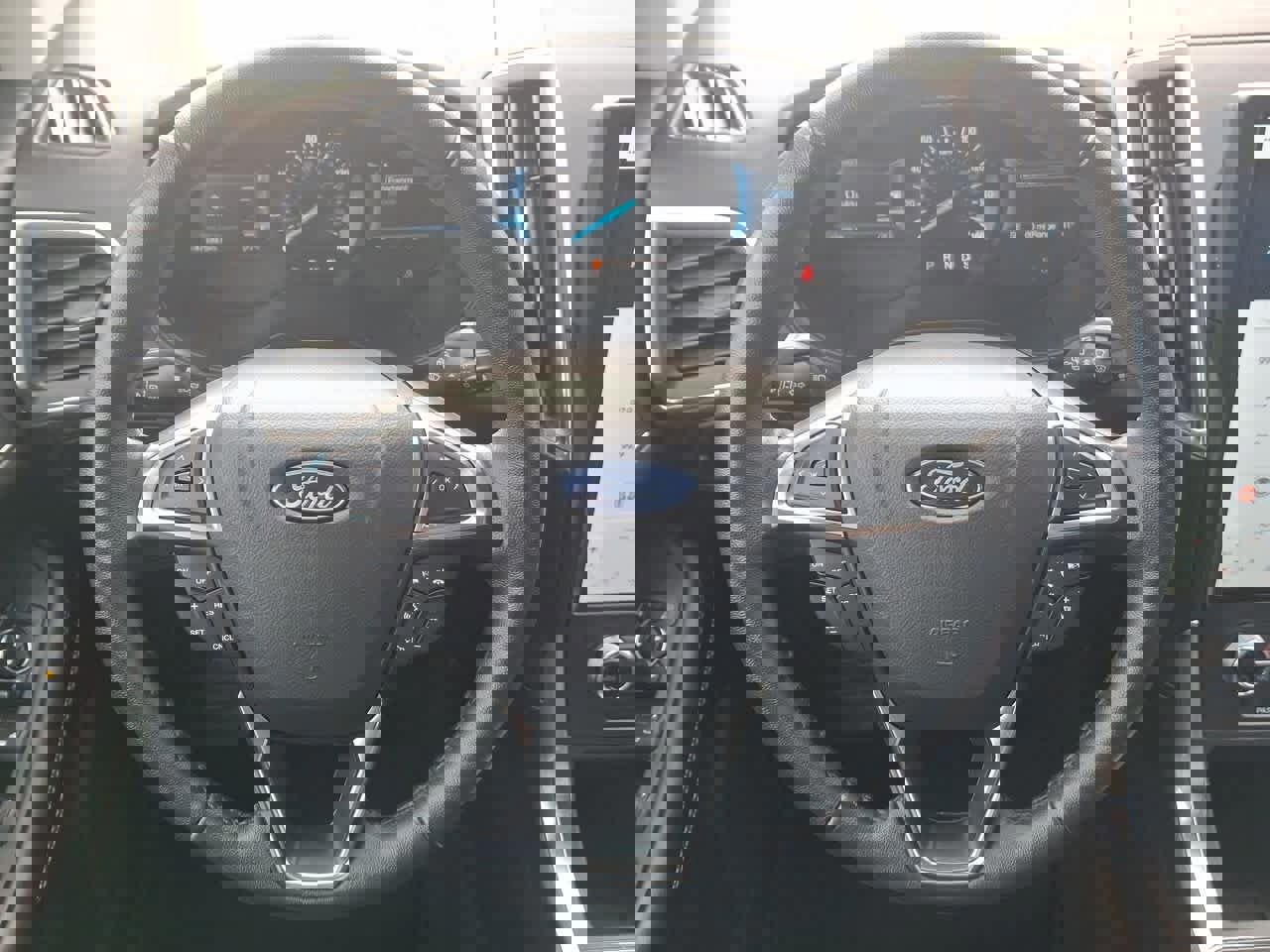 Certified 2024 Ford Edge Titanium image 22