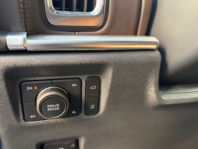 Certified 2025 Ford Expedition King Ranch AWD/4WD image 19