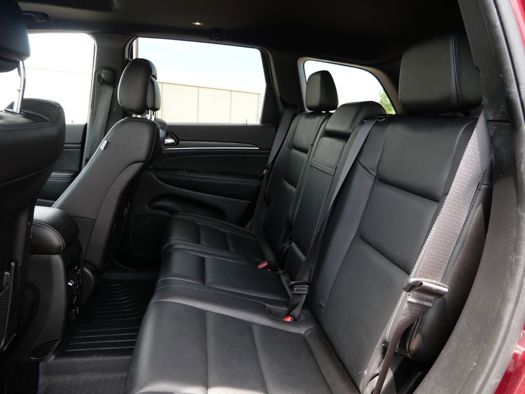 Used 2021 Jeep Grand Cherokee Limited w/ Quick Order Package 28K 80th AWD/4WD image 17