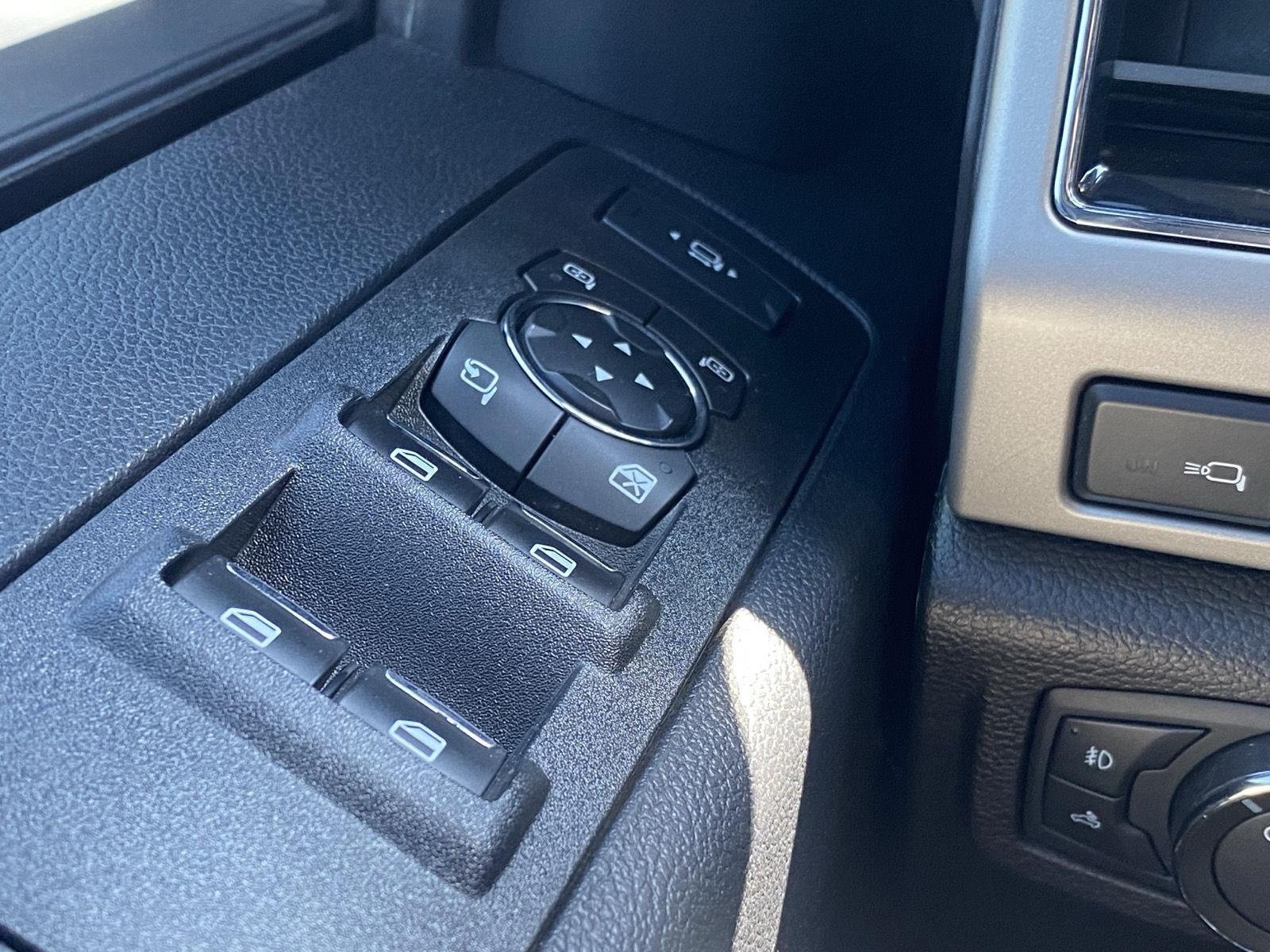 Certified 2021 Ford F350 Lariat AWD/4WD image 17