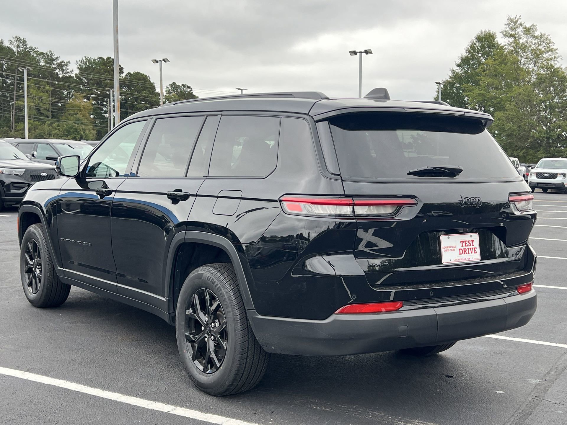 Used 2024 Jeep Grand Cherokee L Altitude image 5